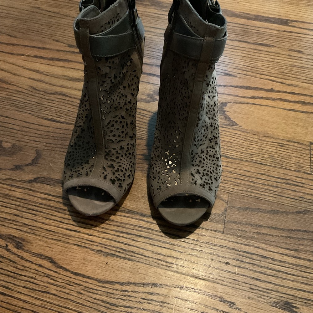 Vince Camuto Gray Peep-Toe Ankle Booties
